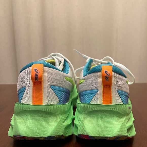 ASICS Novablast 2 - Picture 3 of 10